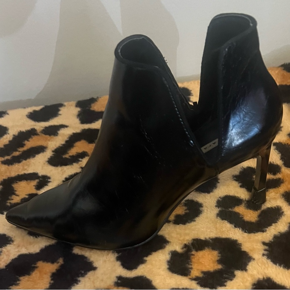 Zara Trafaluc booties/heels size EU 39/8